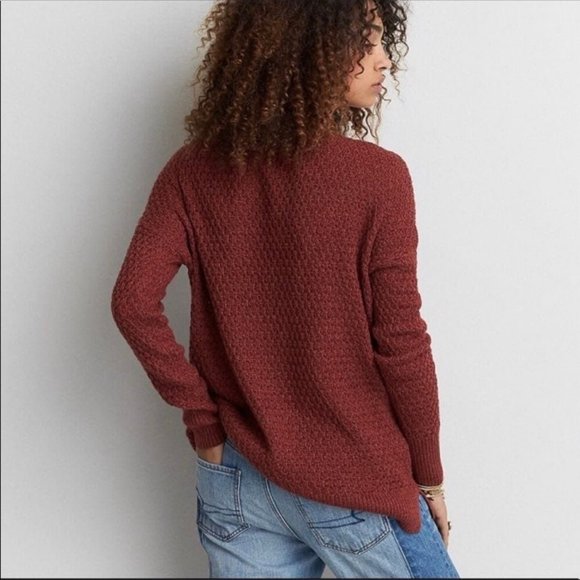 American Eagle Textured V-neck sweater - Picture 2 of 9